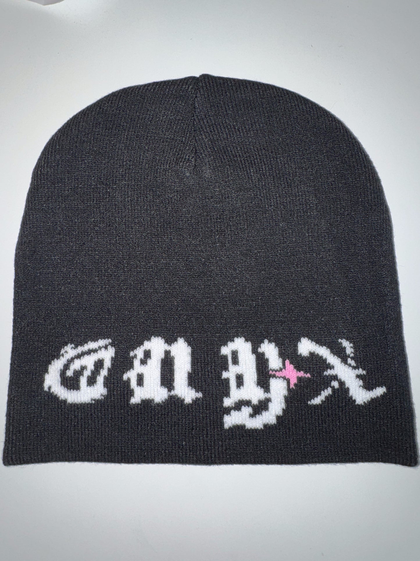 Onyx Gothic Knit Beanie – Core Black